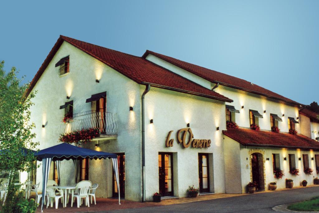 Hotel La Venerie Virton Extérieur photo